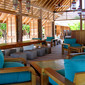 Cocoa Island resort maldives bar