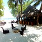 constance moofushi resort maldives alize beach bar