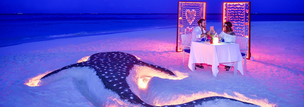Adaaran Club Rannalhi Romantic Dinner on the Beach