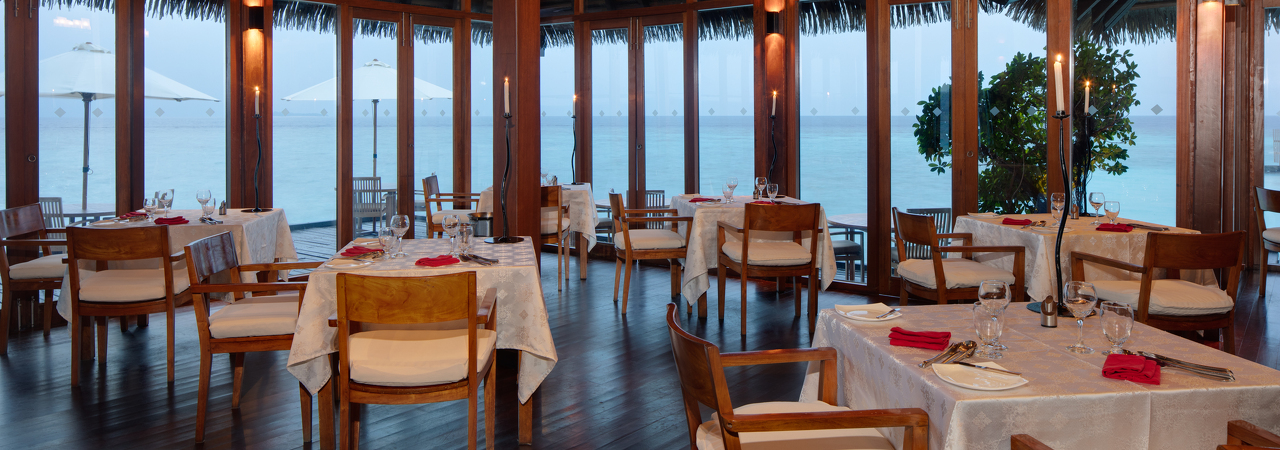 Adaaran Prestige Water Villas at Meedhupparu restaurant 2