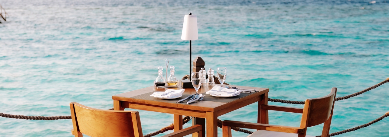 Adaaran Prestige Water Villas at Meedhupparu restaurant 3