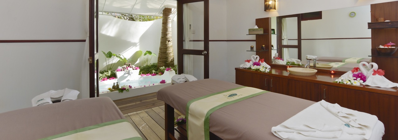 Angaga Island Resort & Spa