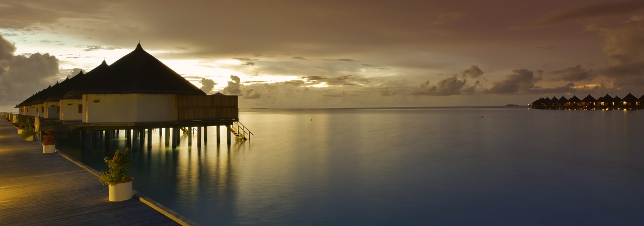 Angaga Island Resort & Spa