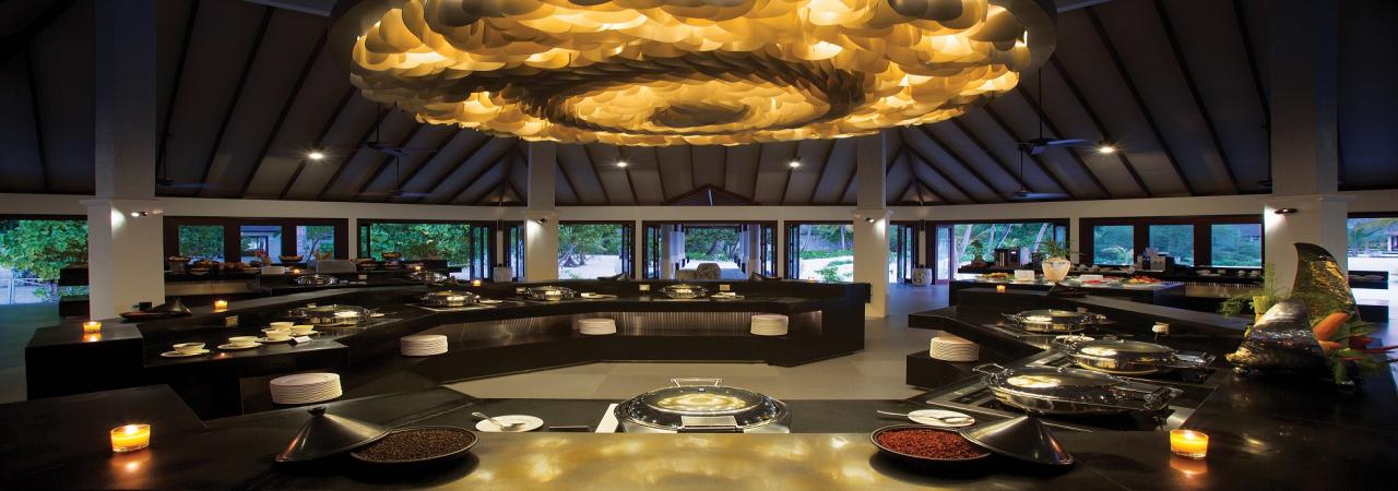 Atmosphere Kanifushi Buffet Area