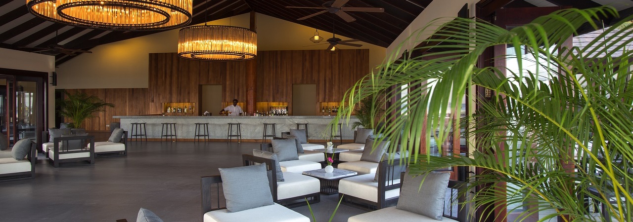 Atmosphere Kanifushi Main Bar
