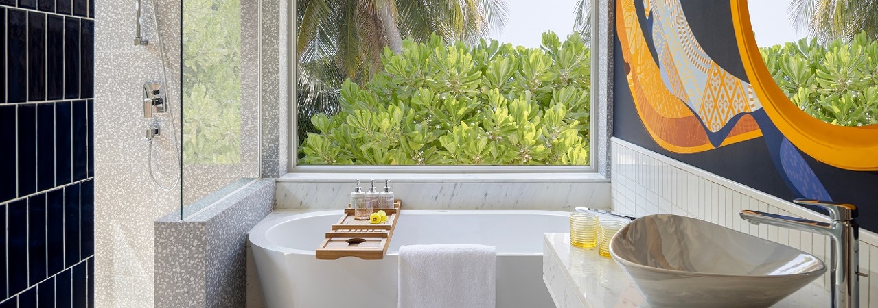 Avani Beach Studio - Bathroom - Bathtub