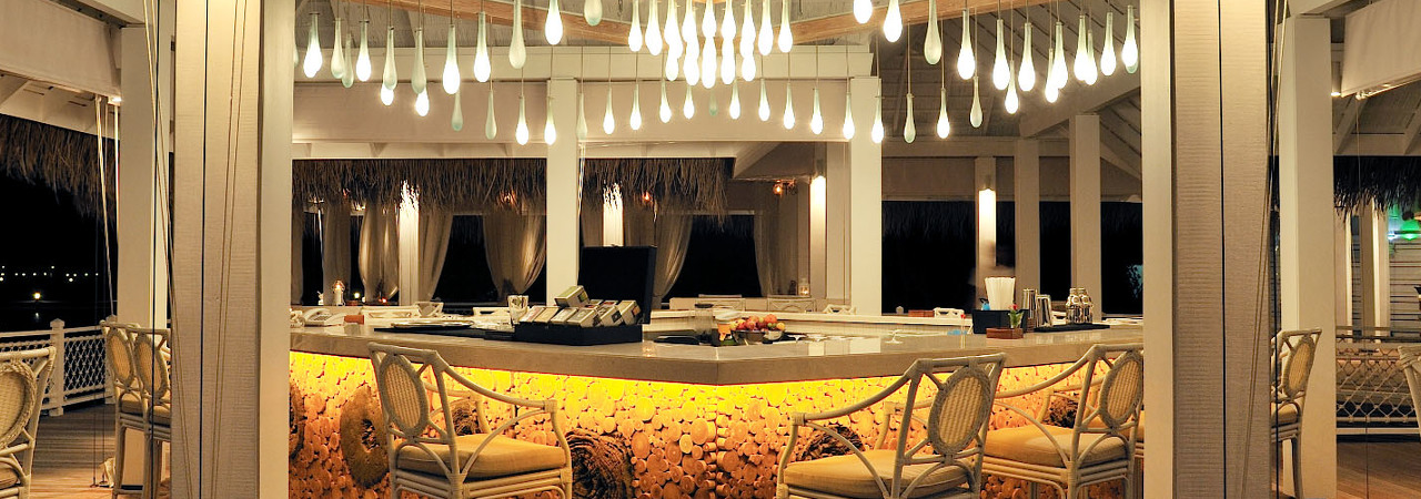 ayada maldives ocean breeze restaurant