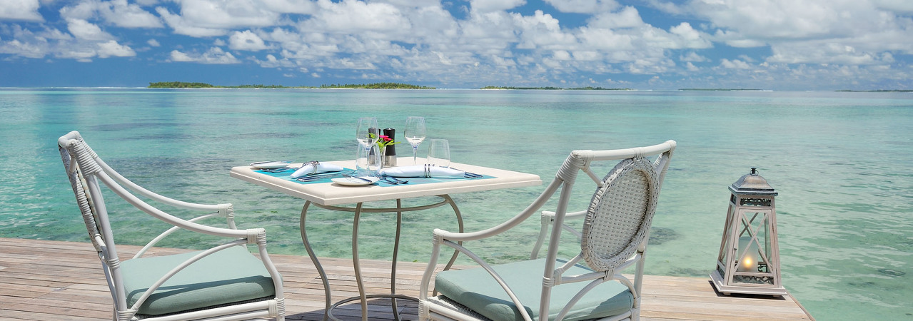 ayada maldives ocean breeze restaurant