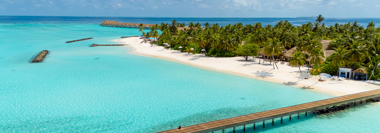 Baglioni Resort Maldives lagoon beach blue