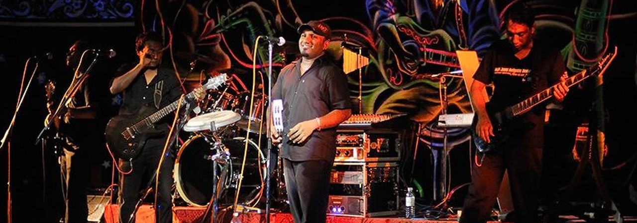 Bandos island resort and spa live music
