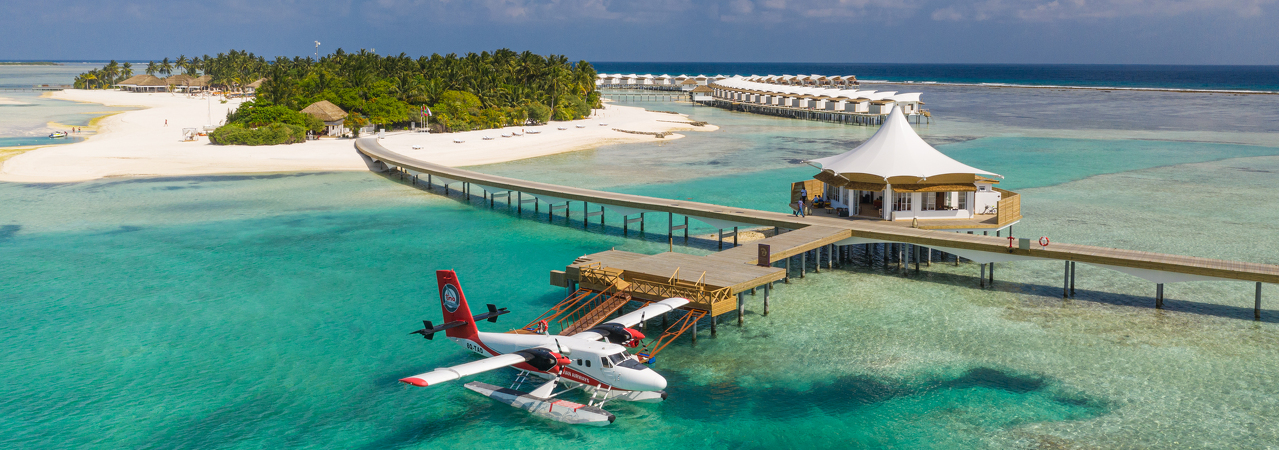 Cinnamon Hakuraa Huraa arrival pavilion