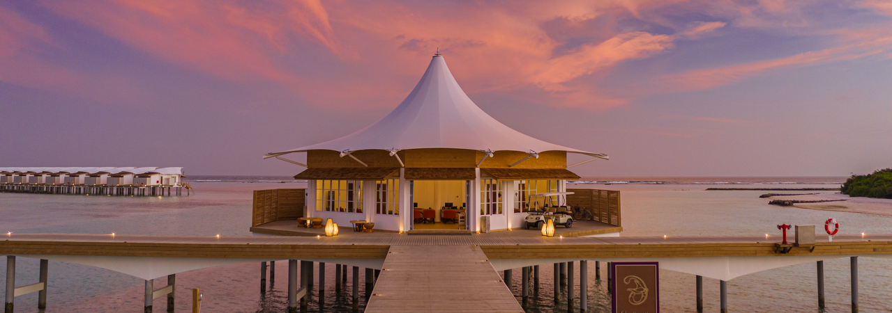 Cinnamon Hakuraa Huraa welcome pavilion