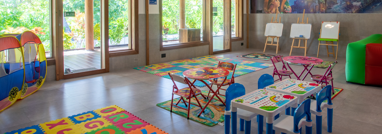Cinnamon Velifushi kids club