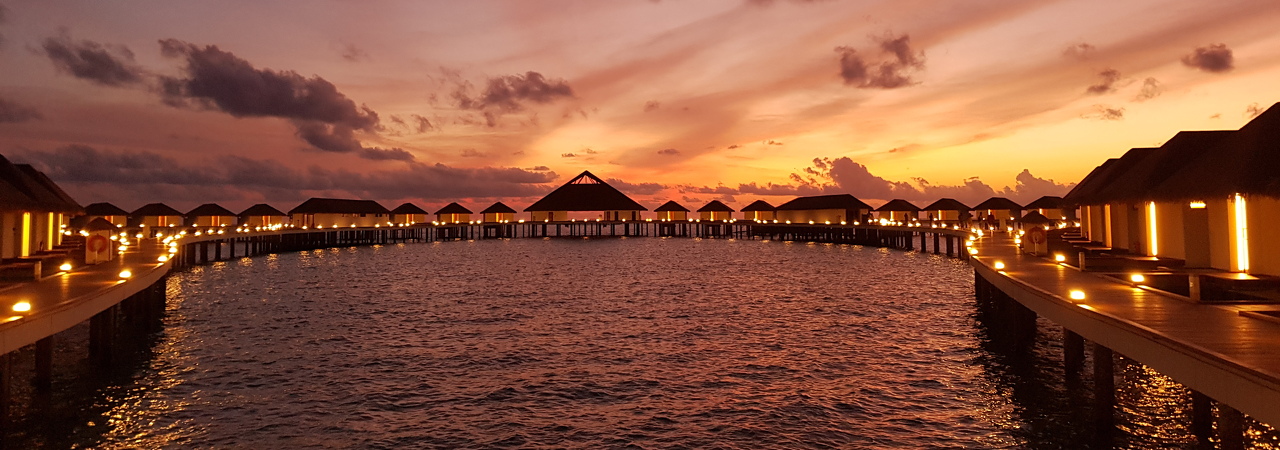 Cinnamon Velifushi sunset
