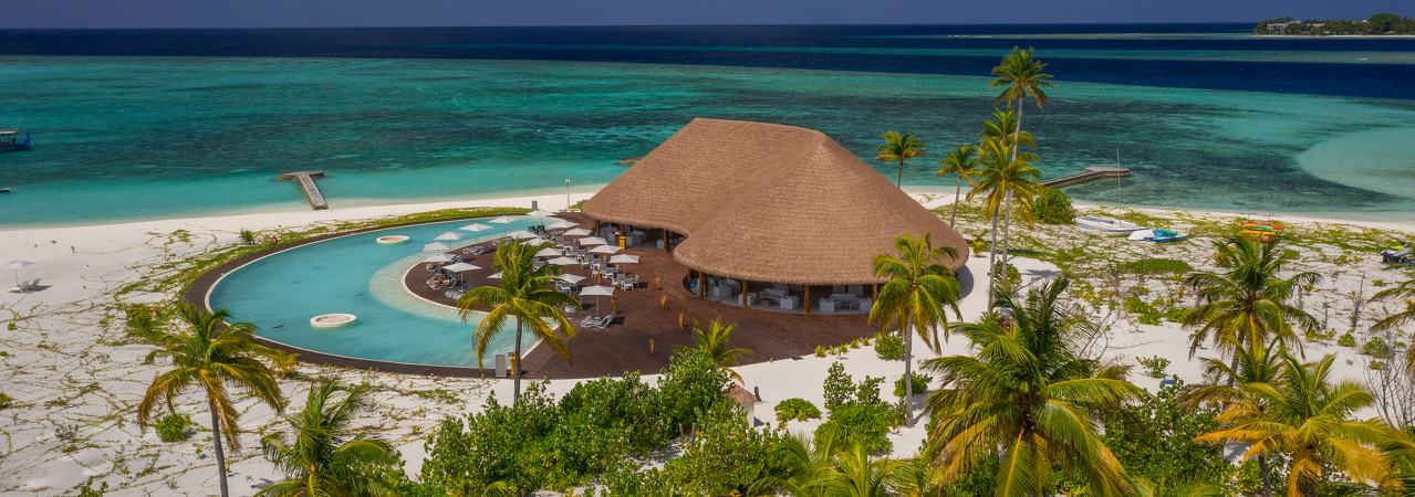 Cinnamon Velifushi Fen Pool Bar