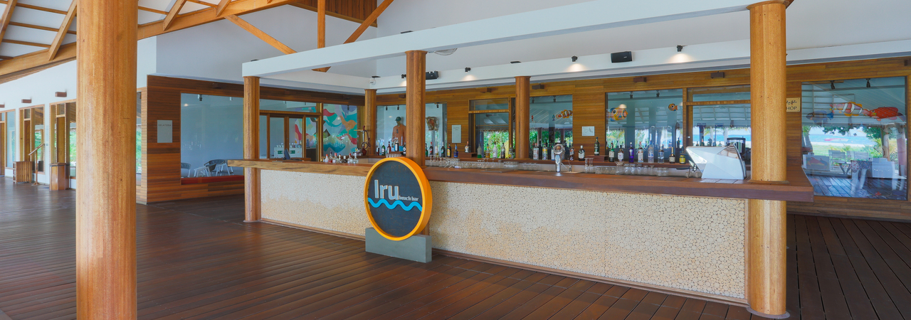 Cinnamon Velifushi Iru Beach Bar
