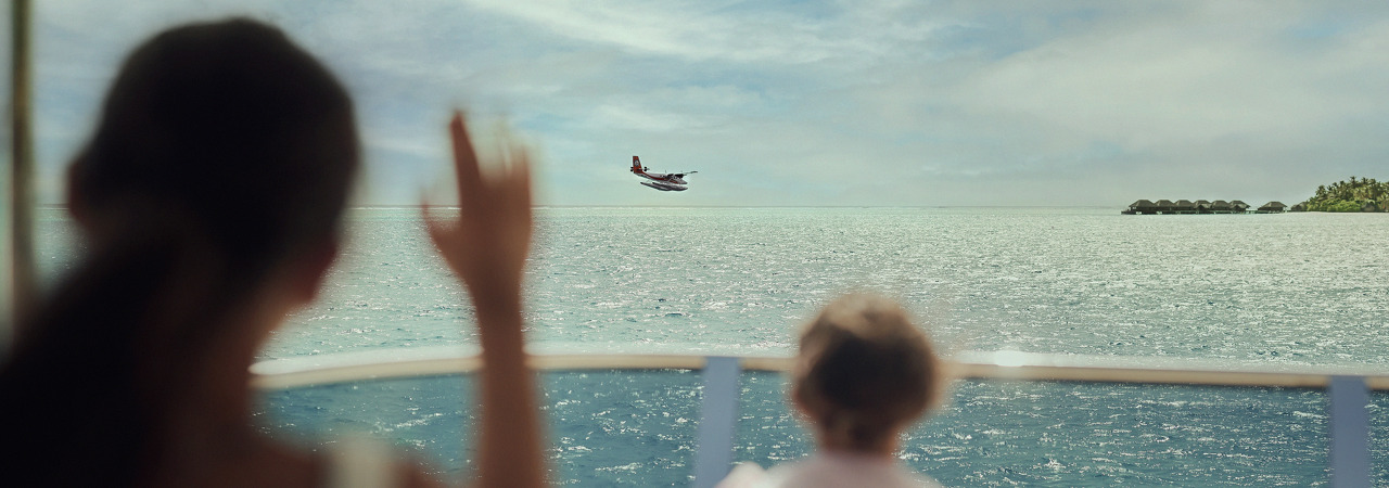 Seaplane from boat