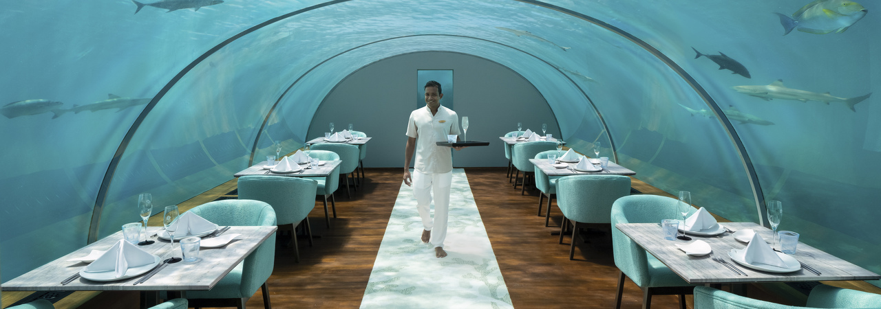 Ithaa underwater restaurant 2