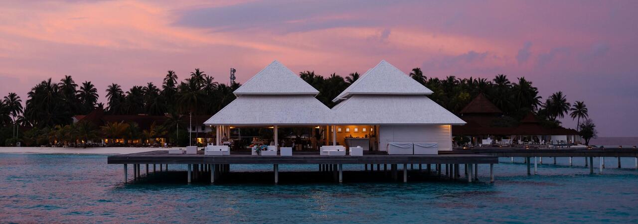 Diamonds Thudufushi sunset