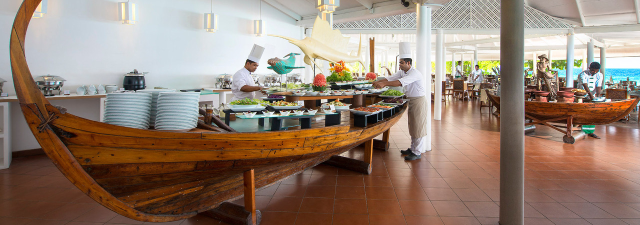 Diamonds Thudufushi Maakuna Restaurant