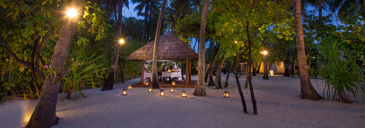 Diamonds Thudufushi Maldivian restaurant
