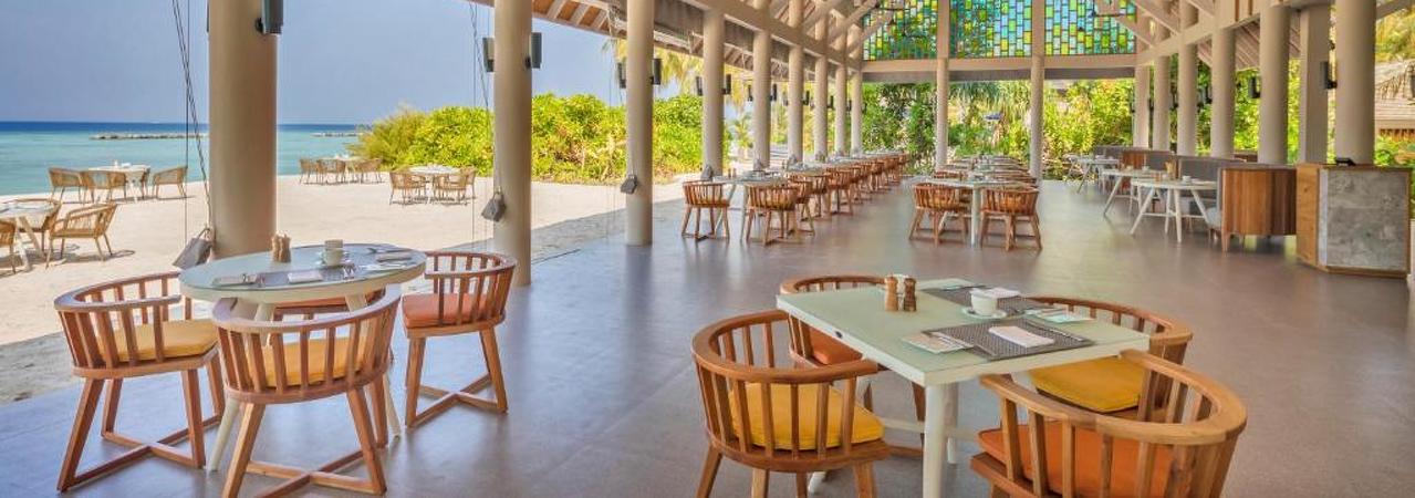 Emerald Faarufushi Resort & Spa