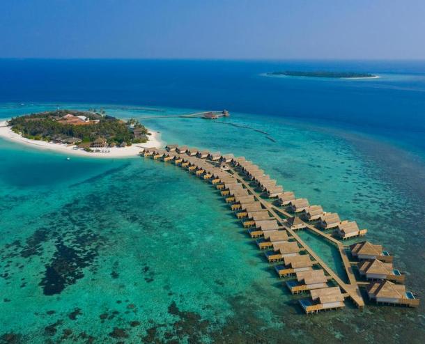 Emerald Faarufushi Resort & Spa