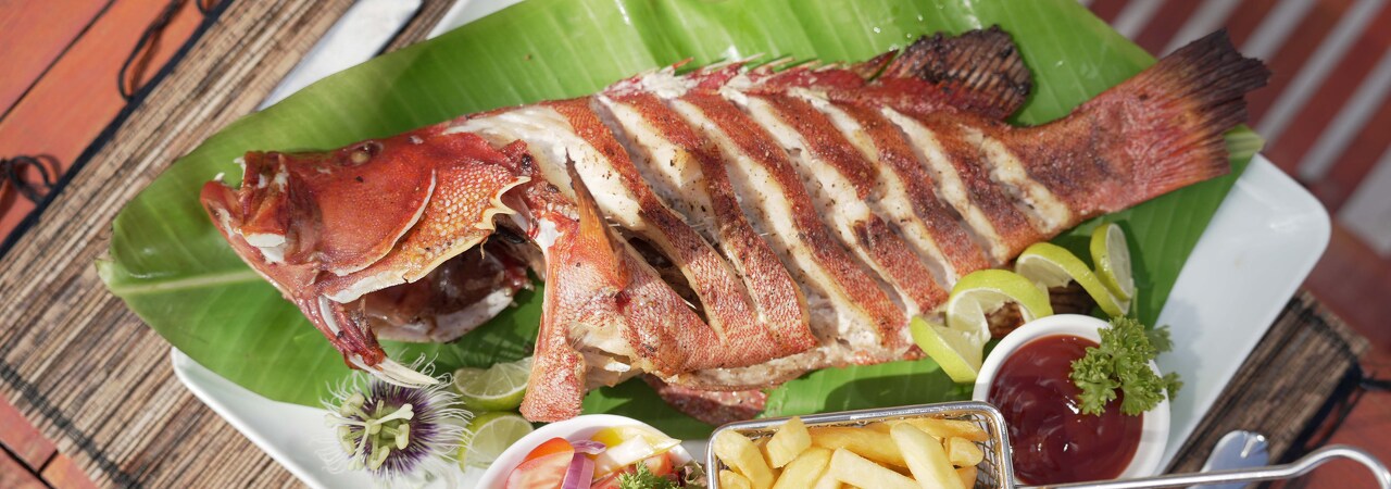 fihalhohi resort maldives bargain cheap holiday food