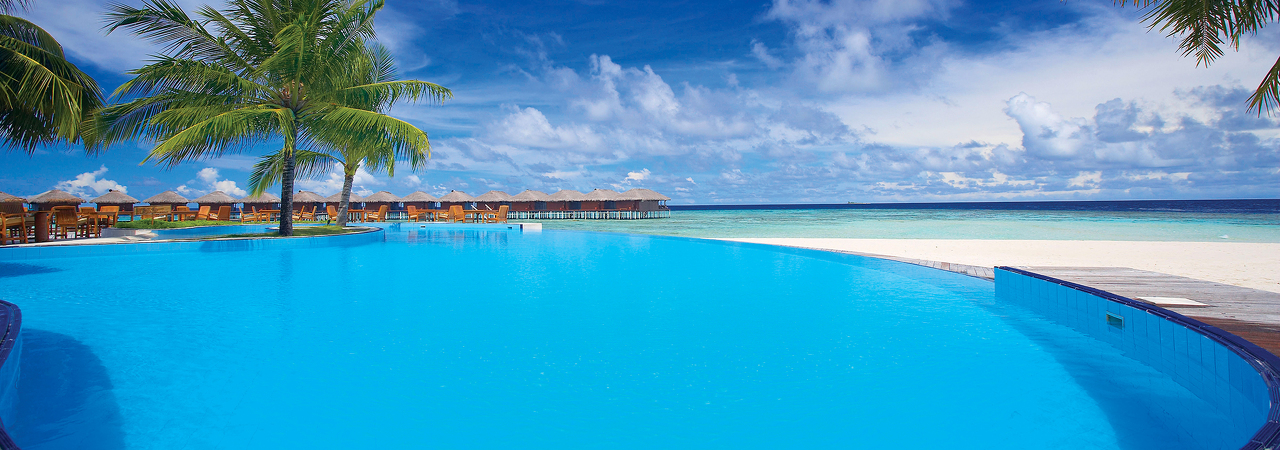 Filitheyo Island Resort Maldives pool 2