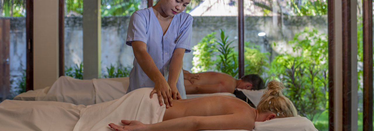 Filitheyo Island Resort Maldives spa massage