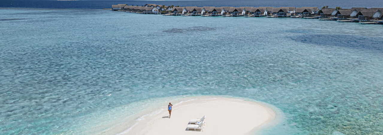 Four Seasons Landaa Giraavaru sandbank&nbsp;