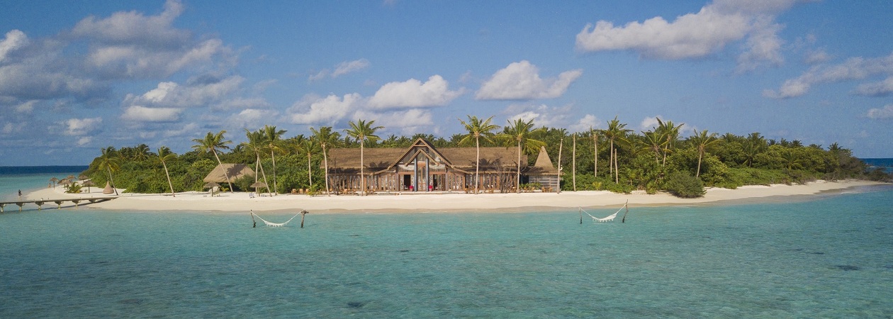 Furaveri Island Resort & Spa