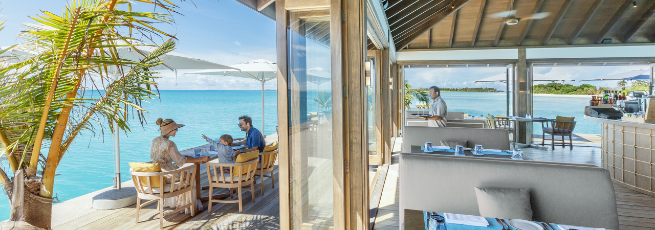 Jawakara resort Maldives Molo restaurant interior