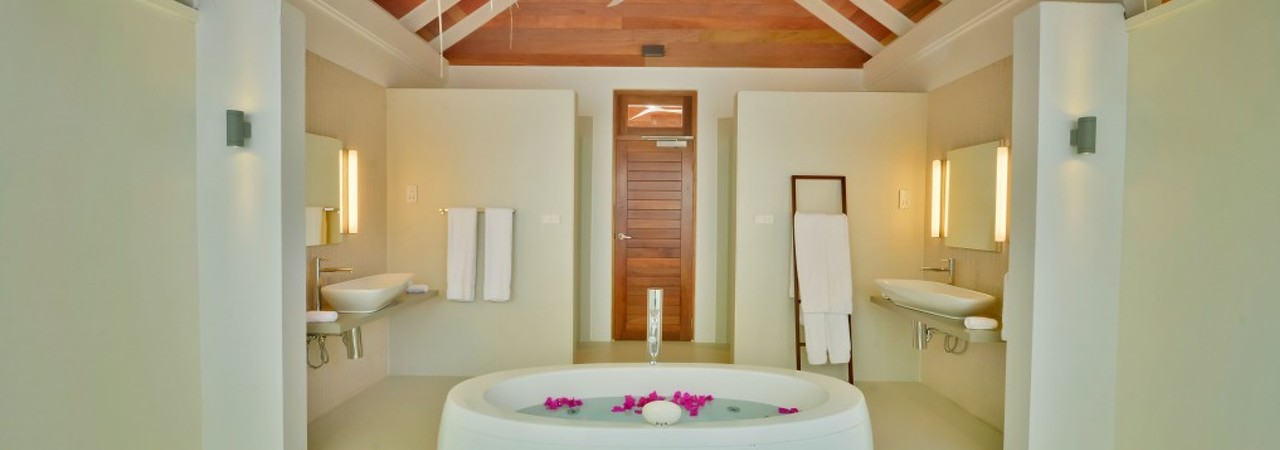 Kandolhu Maldives Jacuzzi Beach Villa
