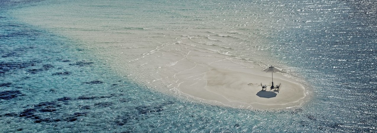 Kandolhu Maldives Sandbank Beach Dining