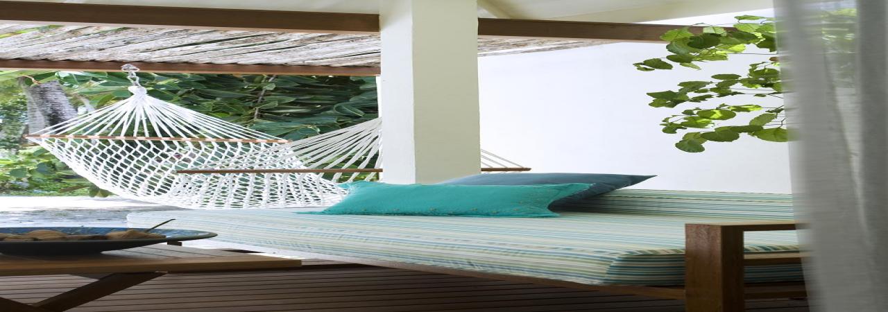 kandooma beach view villa