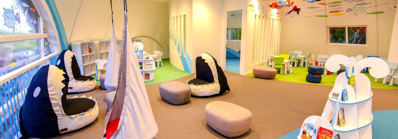 Holiday Inn Kandooma kids club 2