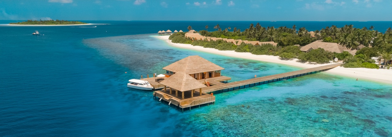 Kudafushi arrivals jetty aerial
