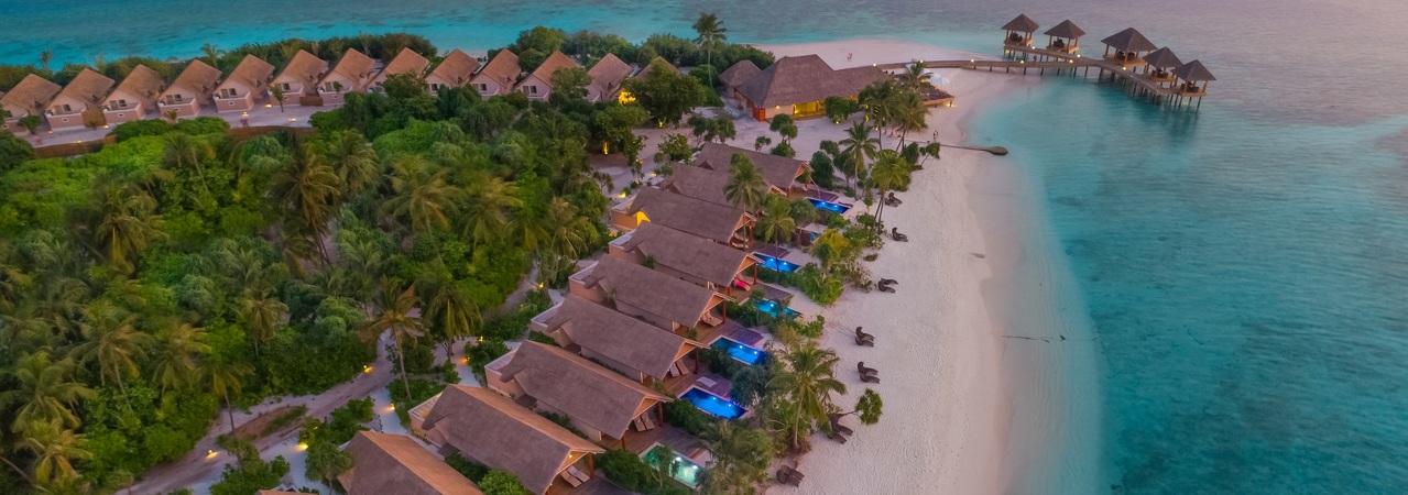 kudafushi beach villa with pool