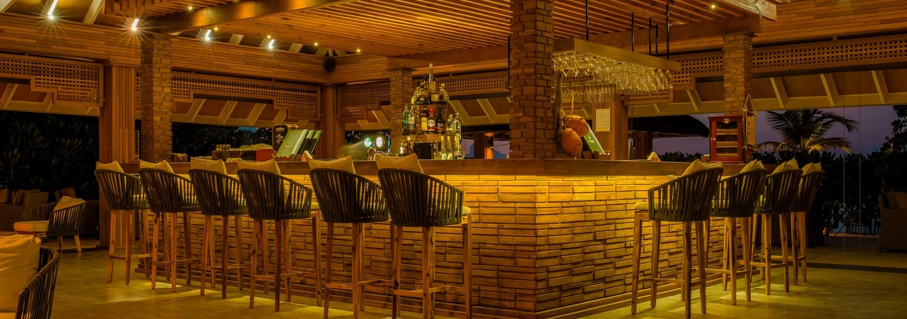 kudafushi jujubar pool bar