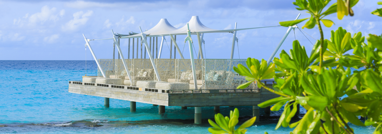 Kuramathi Resort Maldives Dhoni Bar