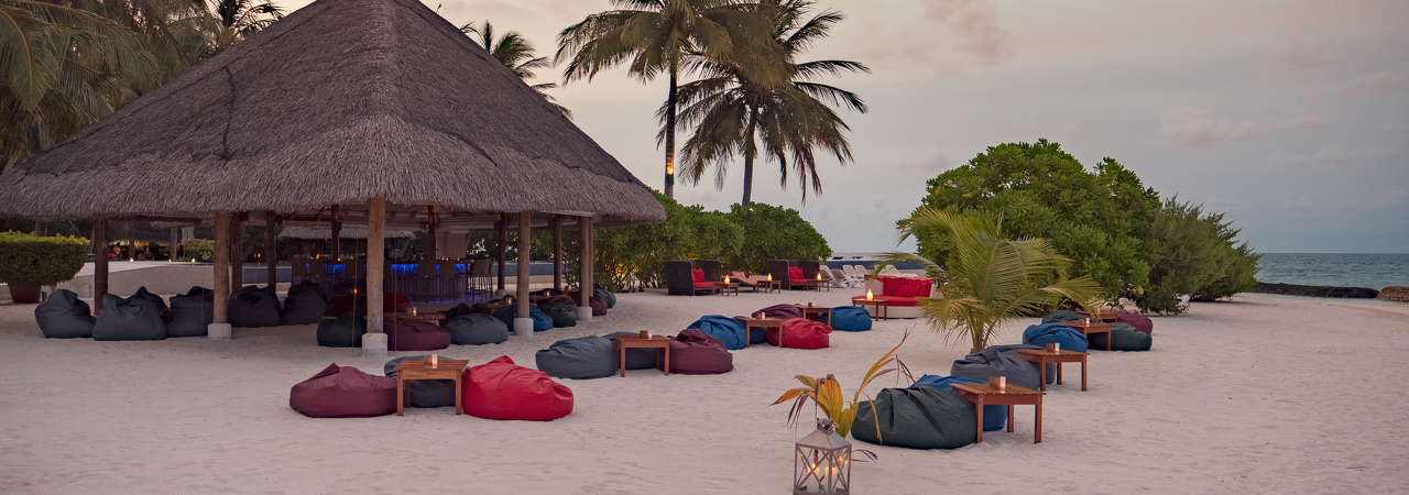 Kuramathi Resort Maldives Sand Bar