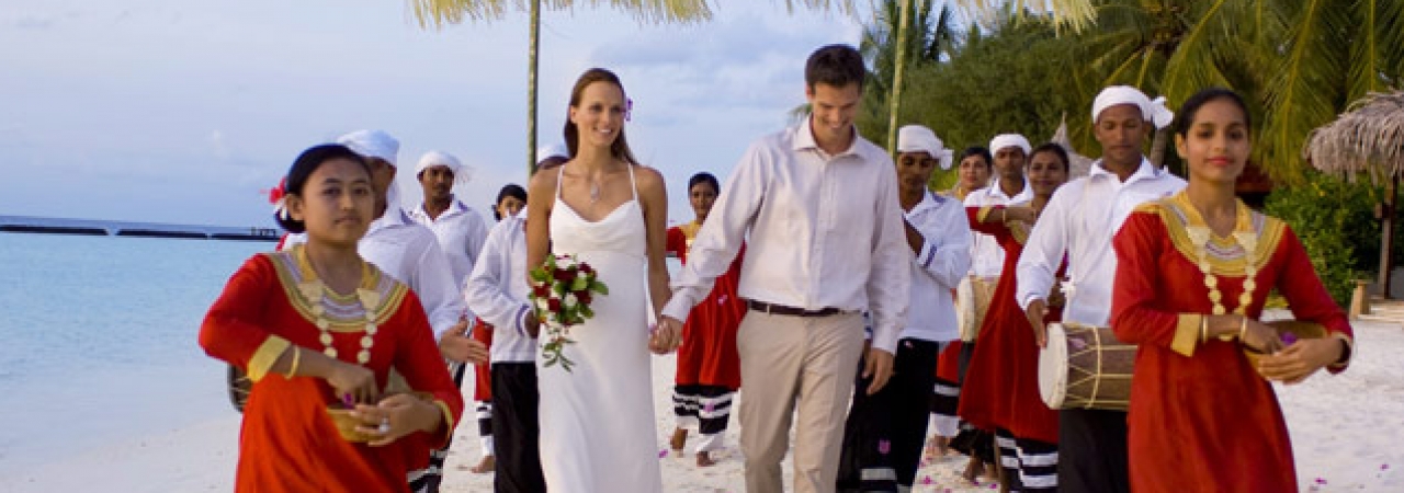 Kurumba Island Resort Maldives beach wedding