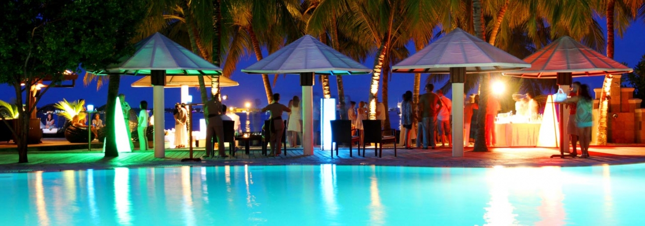 Guest Cocktails Kurumba Maldives