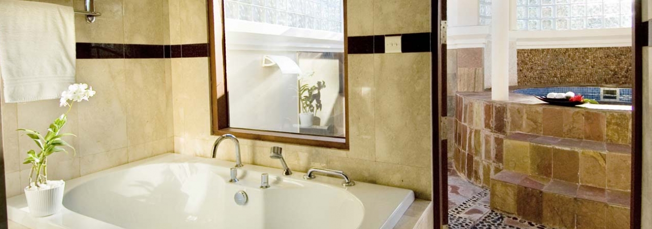 Kurumba Island Resort Maldives presidential villa bathroom