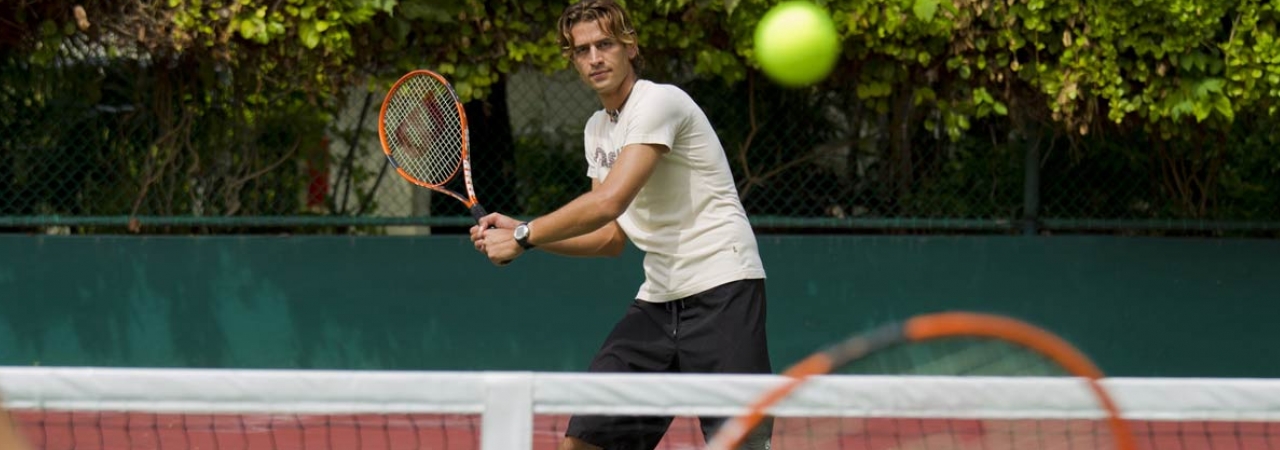 Kurumba Island Resort Maldives tennis