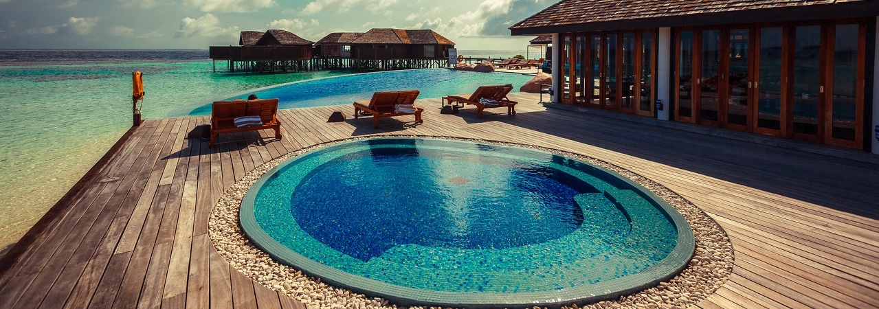 Lily Beach Aqua Bar