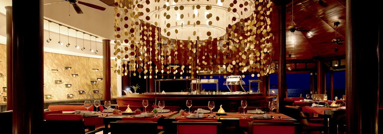 Lily Beach Resort Restaurant Maa