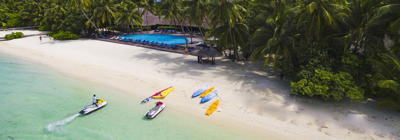Medhufushi resort Maldives aerial 2