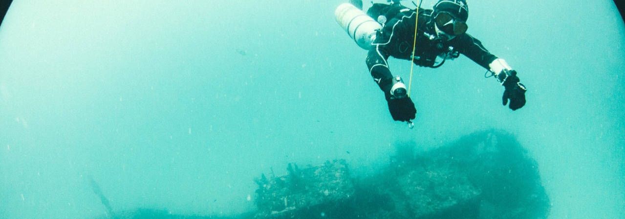 Nika resort Maldives shipwreck dive